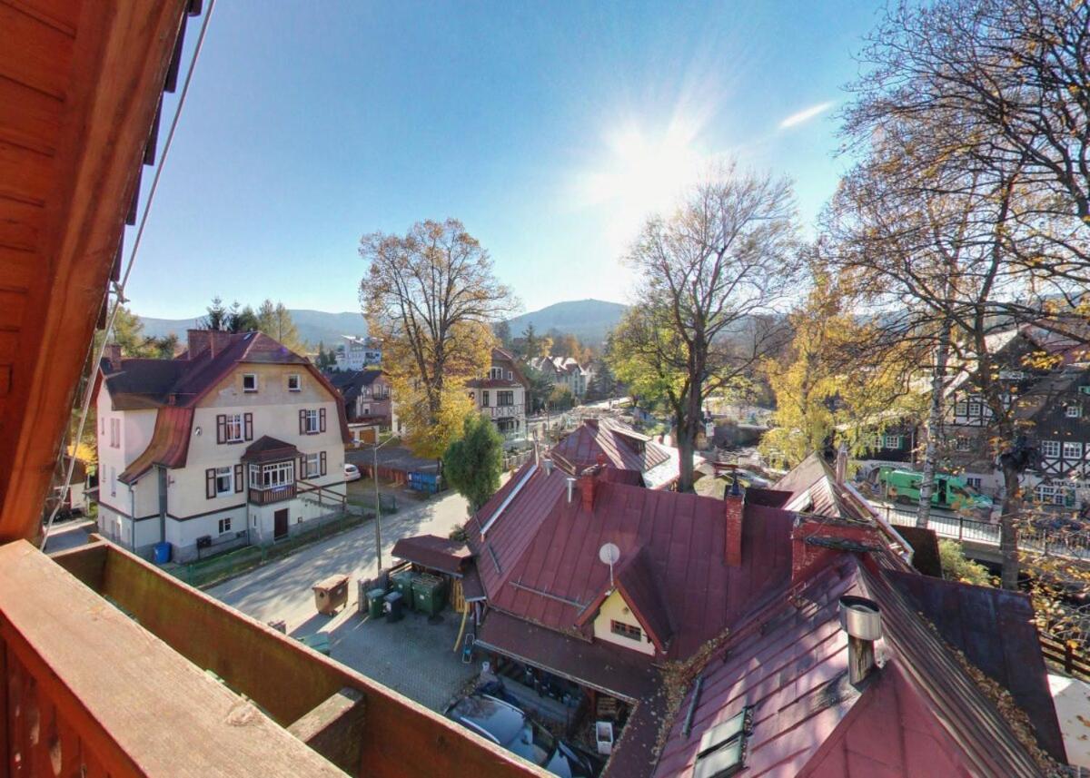 Dom Wypoczynkowy Topaz Szklarska Poreba Luaran gambar